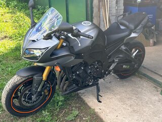 Yamaha FZ8