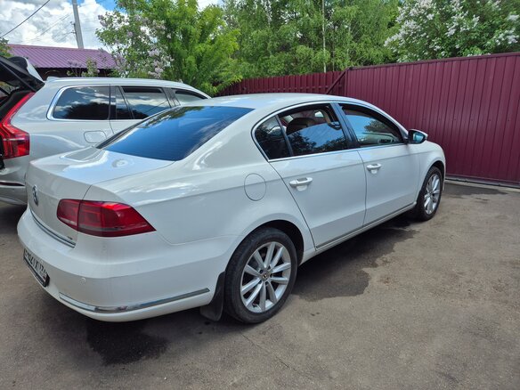 2011 Volkswagen Passat B7, белый, 1100000 рублей - вид 6