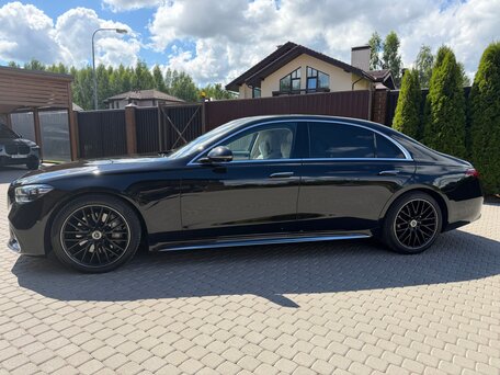 2021 Mercedes-Benz S-Класс 450 Long 4MATIC VII (W223), чёрный, 12000000 рублей, вид 3
