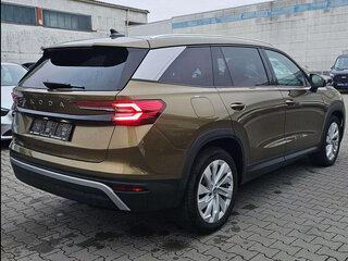 2025 Skoda Kodiaq II, бежевый, 4821327 рублей, вид 4