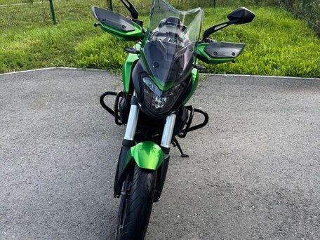 2023 Bajaj Dominar 400, зелёный, 410000 рублей, вид 4