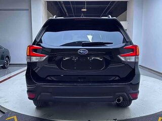 2022 Subaru Forester V Рестайлинг, чёрный, 2710000 рублей, вид 4