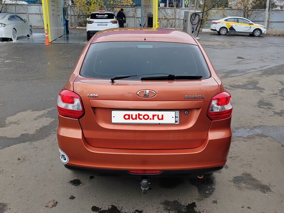 2015 Lada (ВАЗ) Granta I, оранжевый, 600000 рублей - вид 5
