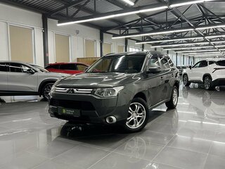 Mitsubishi Outlander III