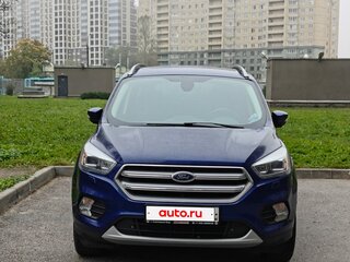 2017 Ford Kuga II Рестайлинг, синий, 1500000 рублей, вид 1