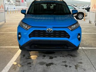 2021 Toyota RAV4 V (XA50), синий, 2650000 рублей, вид 2