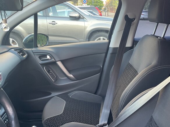 2011 Citroen C3 II, чёрный, 565000 рублей - вид 8