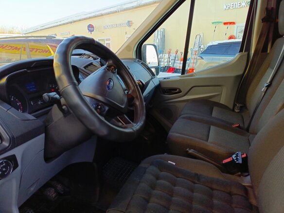 2016 Ford Transit, серый, 2450000 рублей - вид 4
