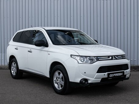 Mitsubishi Outlander III