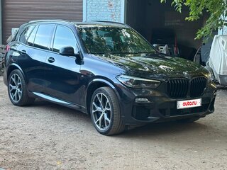 2019 BMW X5 25d IV (G05/G18), чёрный, 5950000 рублей, вид 2