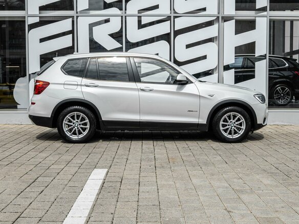 2014 BMW X3 20i xDrive II (F25) Рестайлинг, белый - вид 4