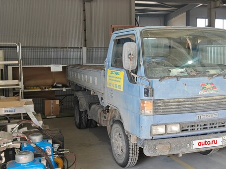 1993 Mazda Titan, синий, 1100000 рублей, вид 3