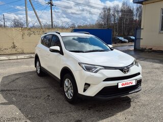 2018 Toyota RAV4 IV (XA40) Рестайлинг, белый, 2360000 рублей, вид 2