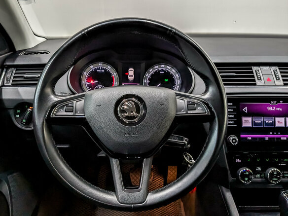 2018 Skoda Octavia III (A7) Рестайлинг, серый, 2090000 рублей - вид 21