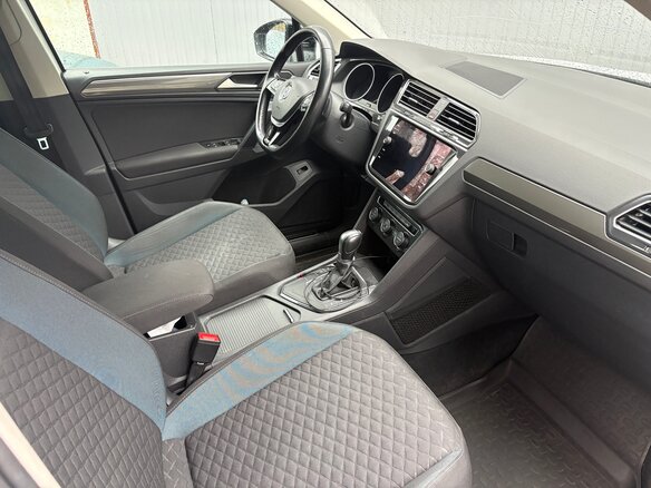 2019 Volkswagen Tiguan II, белый, 2100000 рублей - вид 5