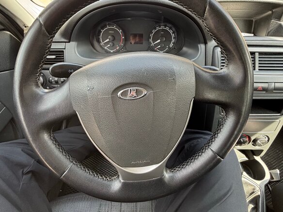 2016 Lada (ВАЗ) Priora I Рестайлинг, серебристый, 720000 рублей - вид 10