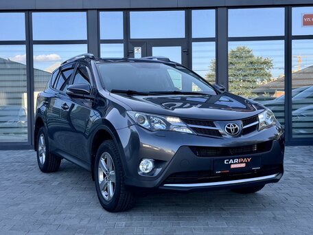 Toyota RAV4 IV (XA40)