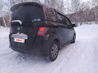 2014 Honda Freed Spike I Рестайлинг 2, чёрный, 1120000 рублей, вид 4