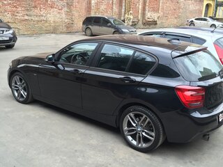 2015 BMW 1 серии 116i II (F20/F21), чёрный, 1500000 рублей, вид 2