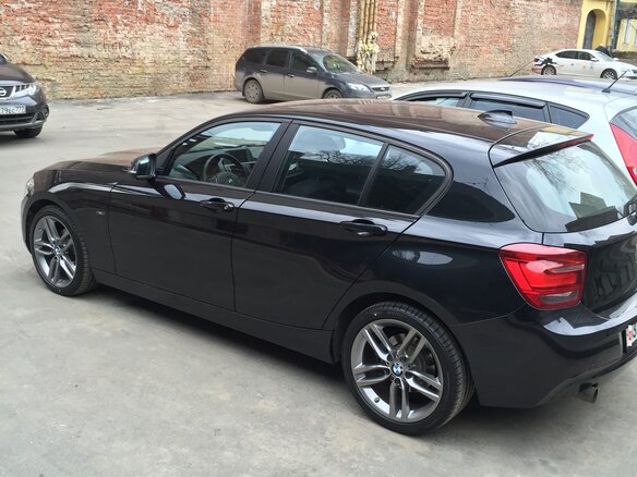 2015 BMW 1 серии 116i II (F20/F21), чёрный, 1500000 рублей - вид 1