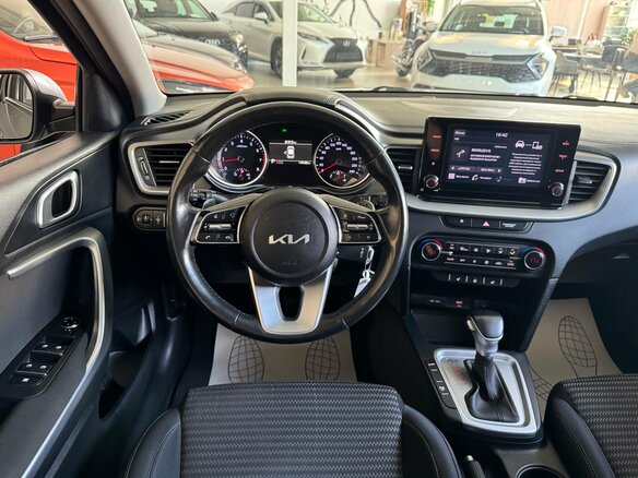 2021 Kia XCeed I, серый, 1875000 рублей - вид 14