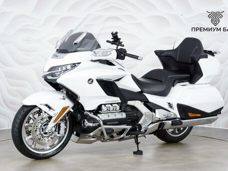 2019 Honda GL 1800 Gold Wing, белый, 2499000 рублей, вид 3