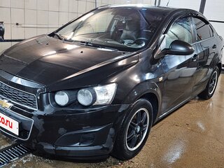 2014 Chevrolet Aveo II, чёрный, 510000 рублей, вид 3