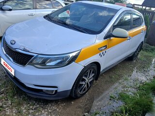 2017 Kia Rio III Рестайлинг, белый, 490000 рублей, вид 1