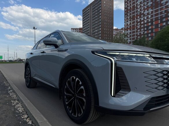 2024 Exeed RX, серый, 3575000 рублей - вид 4