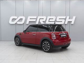 2013 Mini Hatch Cooper II (R56) Рестайлинг, красный, 1175000 рублей, вид 2