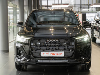 2026 Audi Q7 45 TFSI II (4M) Рестайлинг 2, чёрный, 11690000 рублей, вид 3