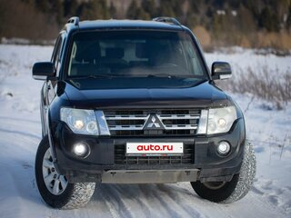 2014 Mitsubishi Pajero IV Рестайлинг 1, чёрный, 1850000 рублей, вид 2