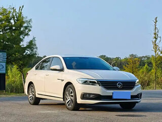 2022 Volkswagen Lavida III Рестайлинг, серый, 1300000 рублей, вид 3