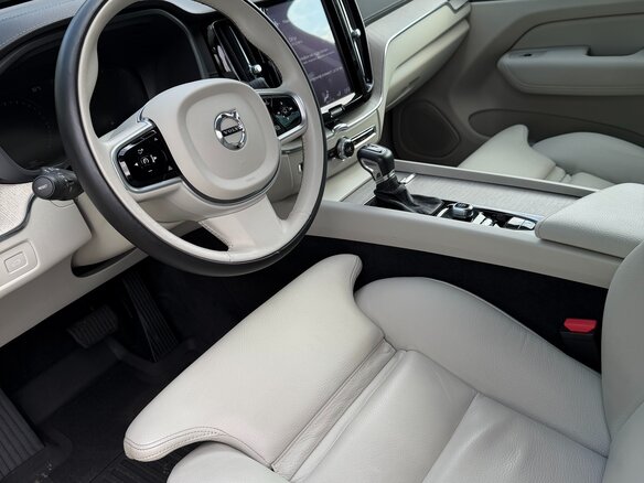 2019 Volvo XC60 II, чёрный - вид 6