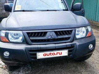 2004 Mitsubishi Pajero III Рестайлинг, серебристый, 1300000 рублей, вид 1
