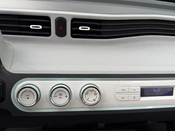 2022 Wuling Mini EV Gameboy 17.3 kWh III, зелёный - вид 8