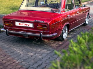 1973 Lada (ВАЗ) 2103, красный, 2500000 рублей, вид 5