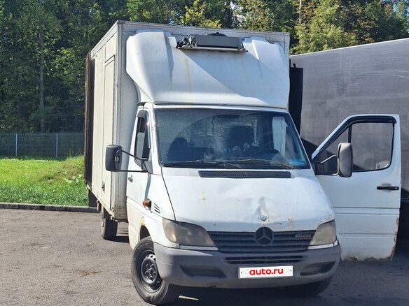 2001 Mercedes-Benz Sprinter Classic, белый, 750000 рублей - вид 1