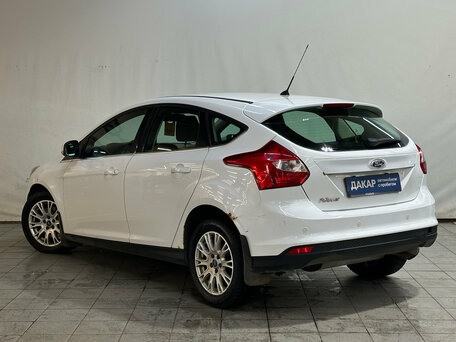 2011 Ford Focus III, белый, 590000 рублей, вид 4