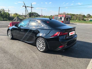 2015 Lexus IS 300 III, чёрный, 3100000 рублей, вид 3