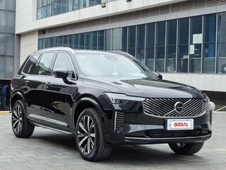2026 Volvo XC90 B5 II Рестайлинг 2, чёрный, 8200000 рублей, вид 4
