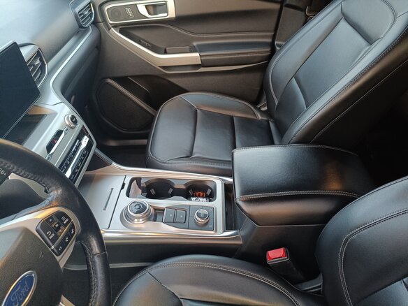 2021 Ford Explorer VI, серый, 3300000 рублей - вид 3