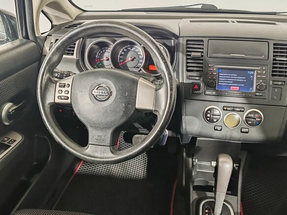 2011 Nissan Tiida I Рестайлинг, чёрный - вид 10