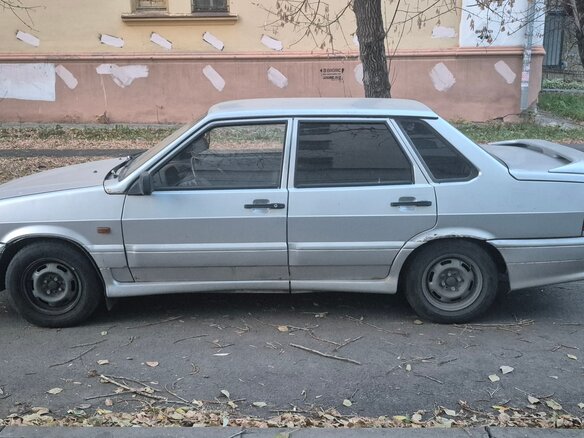 2001 Lada (ВАЗ) 2115, серебристый, 125000 рублей - вид 7