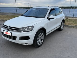 2014 Volkswagen Touareg II, белый, 2100000 рублей, вид 2