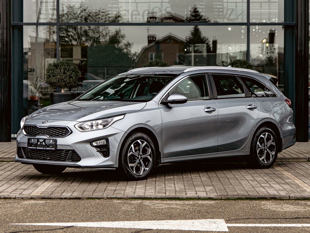Открыть фотографии: Kia Ceed III