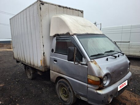 2011 Hyundai Porter, серебристый, 340000 рублей, вид 2