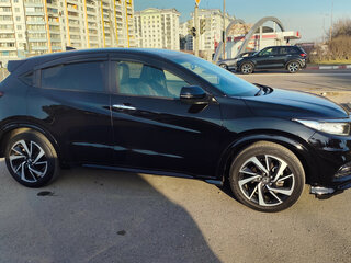 2019 Honda Vezel I Рестайлинг, чёрный, 1850000 рублей, вид 2