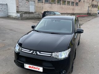 2012 Mitsubishi Outlander III, чёрный, 1475000 рублей, вид 4