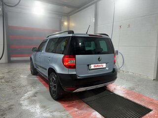 2011 Skoda Yeti I, серый, 650000 рублей, вид 2